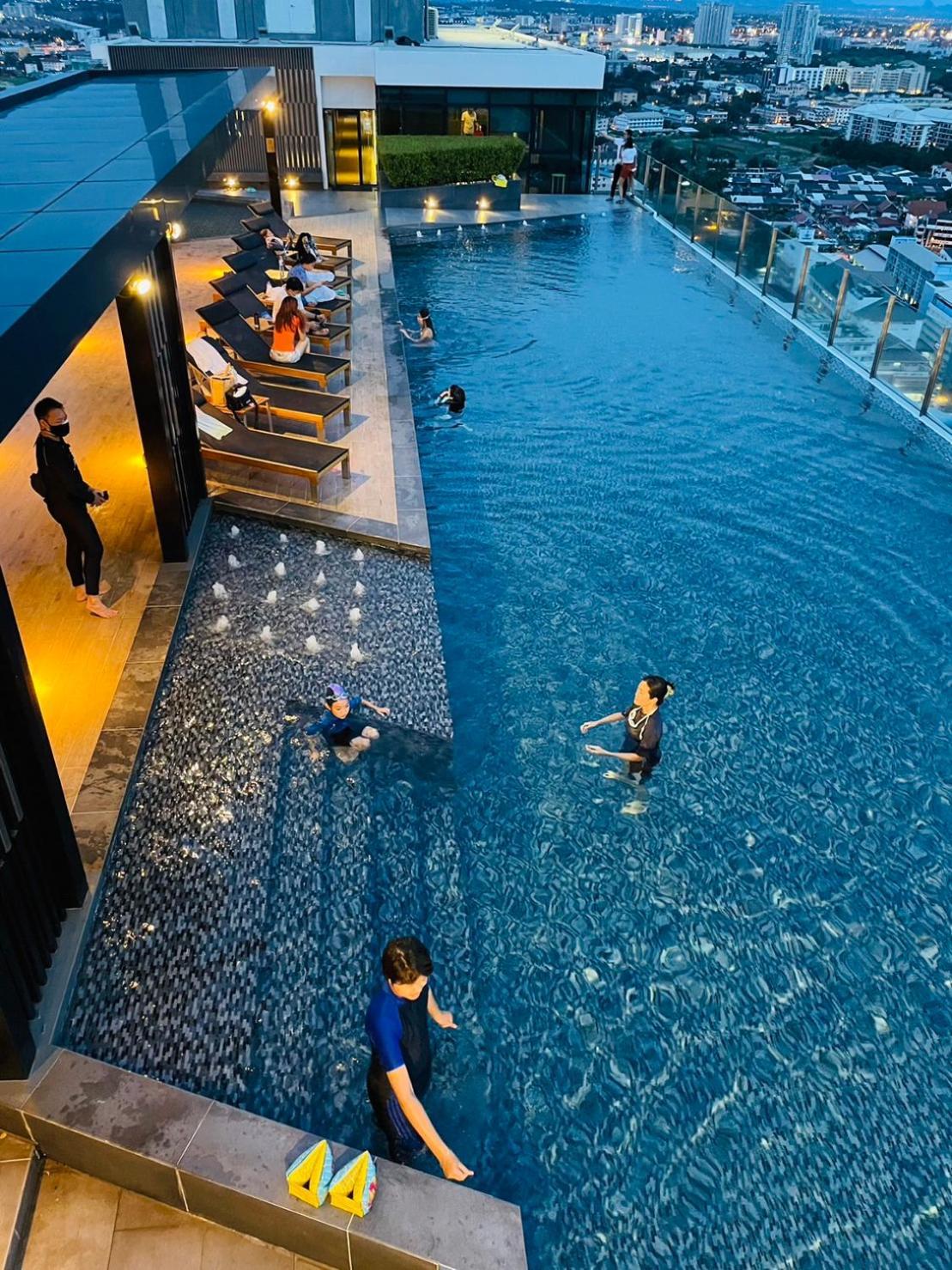 The Base 529 By Numam Apartemen *